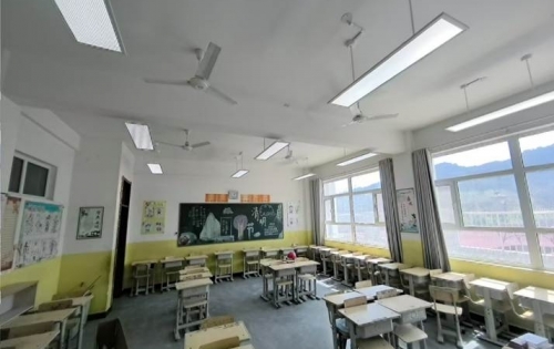 “点亮希望之光，照亮求学之路”电力爱心教室公益项目（第七期）照明改造圆满收官