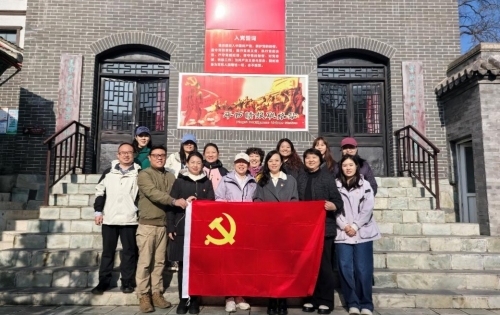 追寻红色足迹，感悟党性之光